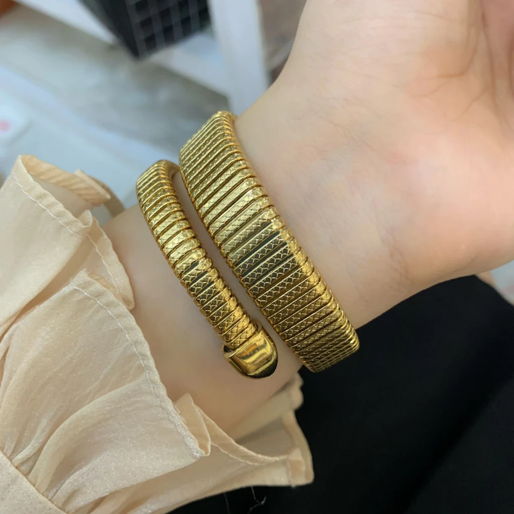 i want this watch product name specifications product description for website i want this watch product name specifications product description for website