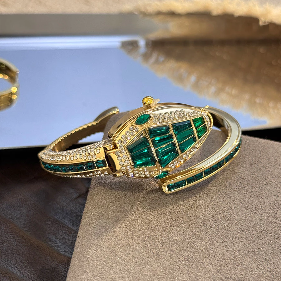 luxury emerald serpentine crystal watch & bracelet set for women luxury emerald serpentine crystal watch & bracelet set for women